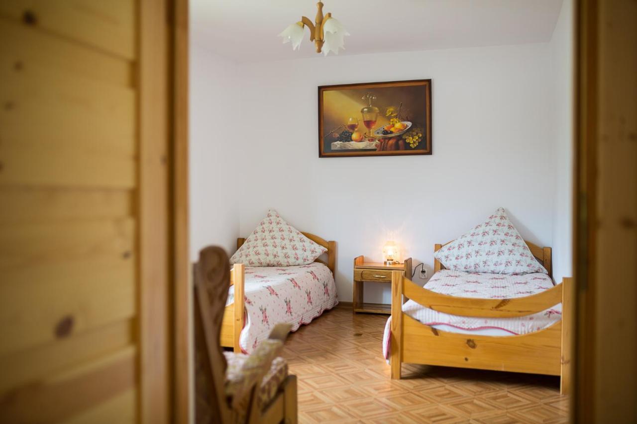 Villa Bieszczadzki Krakowiak 575-894-584 Lub 535-595-732 à Polańczyk Extérieur photo