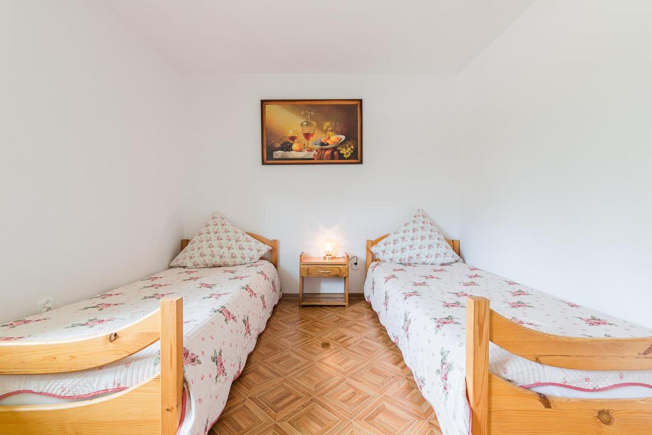 Villa Bieszczadzki Krakowiak 575-894-584 Lub 535-595-732 à Polańczyk Extérieur photo