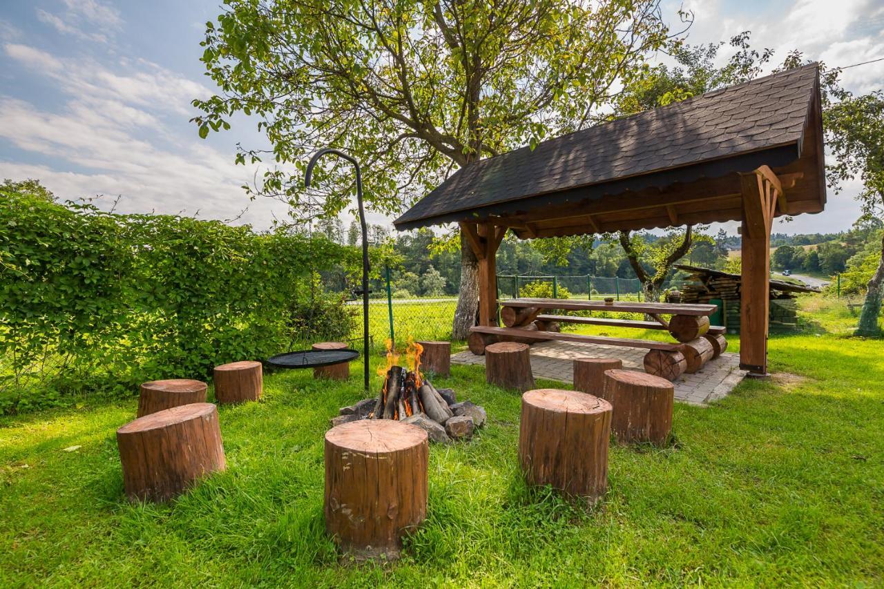 Villa Bieszczadzki Krakowiak 575-894-584 Lub 535-595-732 à Polańczyk Extérieur photo