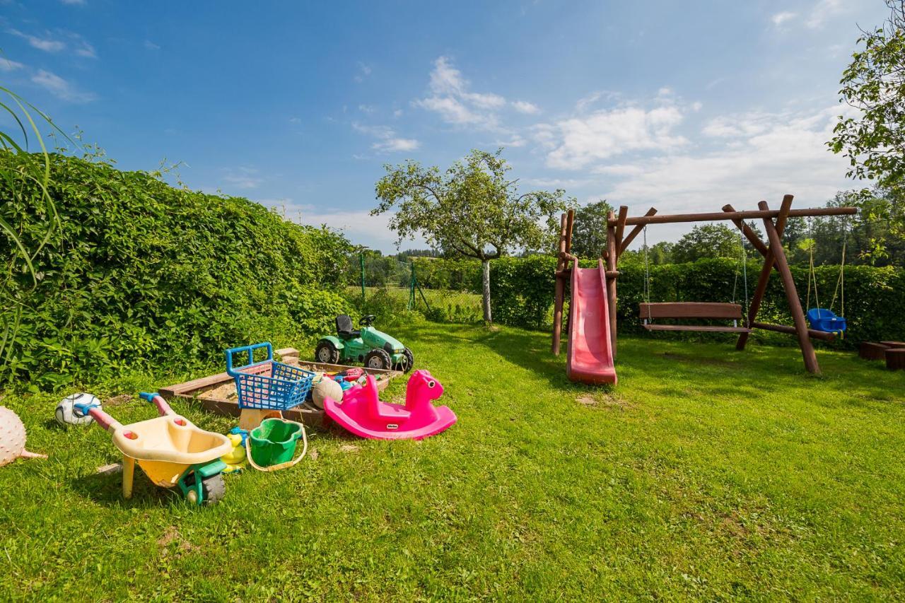 Villa Bieszczadzki Krakowiak 575-894-584 Lub 535-595-732 à Polańczyk Extérieur photo