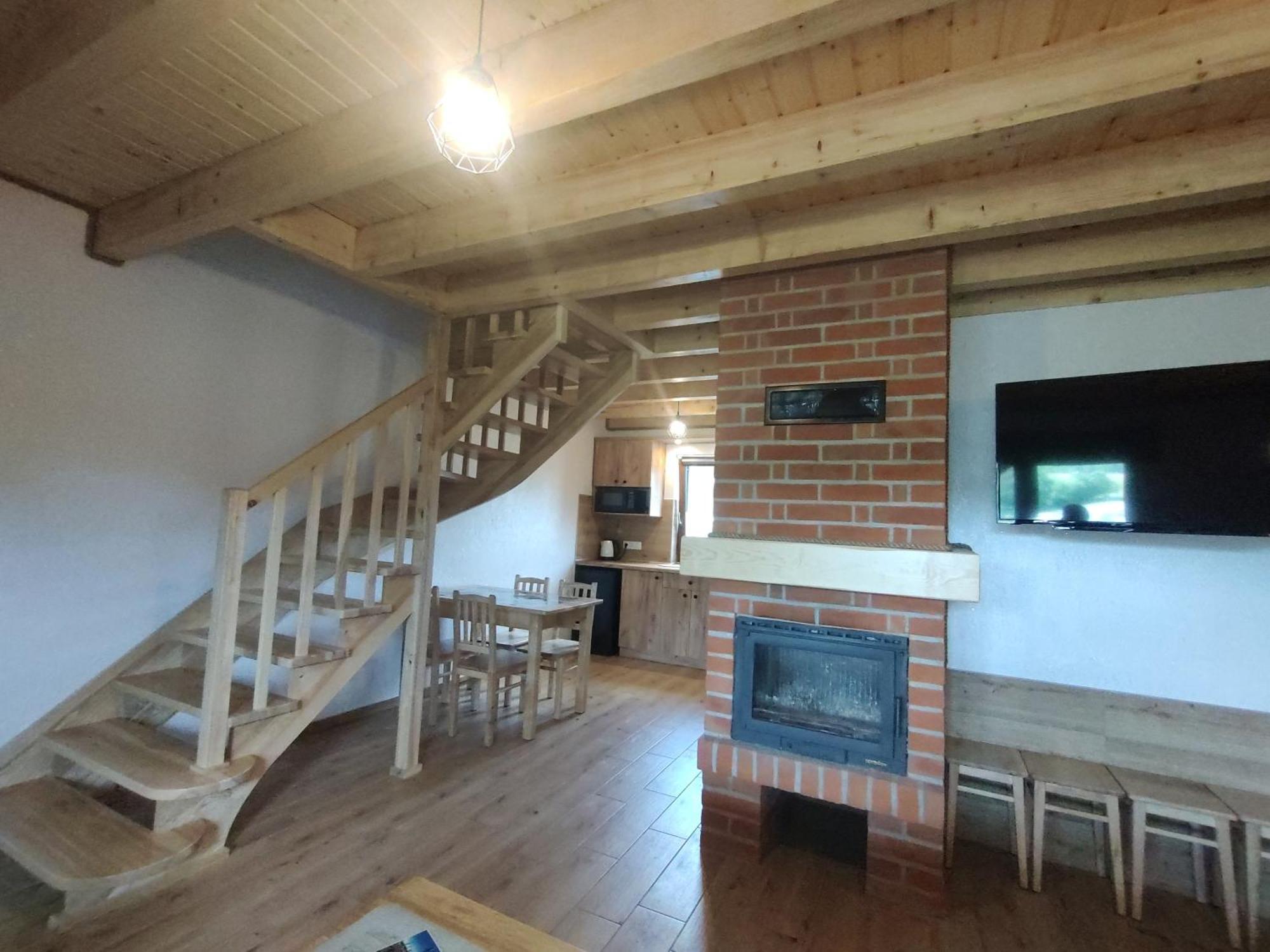 Villa Bieszczadzki Krakowiak 575-894-584 Lub 535-595-732 à Polańczyk Extérieur photo