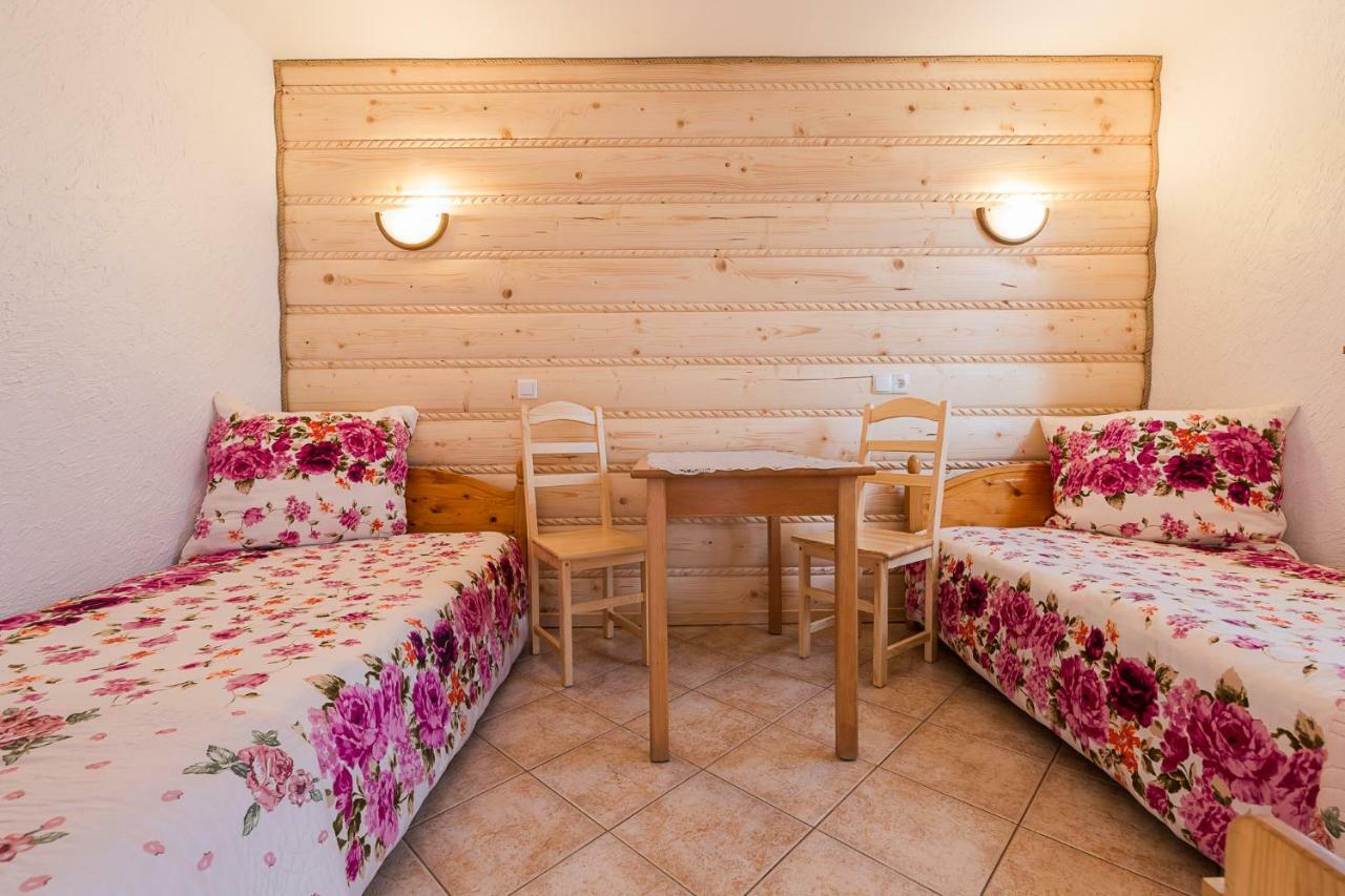 Villa Bieszczadzki Krakowiak 575-894-584 Lub 535-595-732 à Polańczyk Extérieur photo
