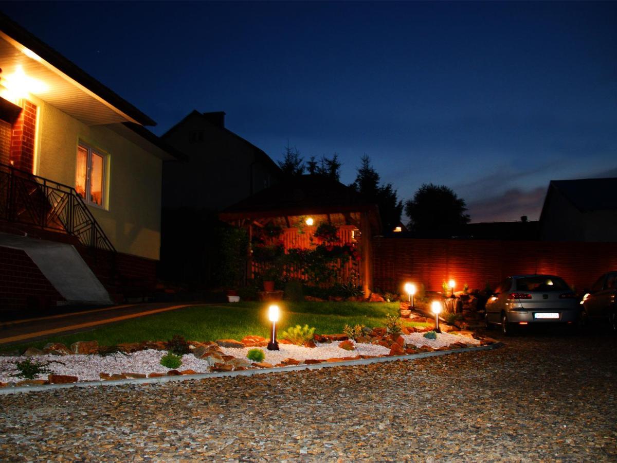 Villa Bieszczadzki Krakowiak 575-894-584 Lub 535-595-732 à Polańczyk Extérieur photo